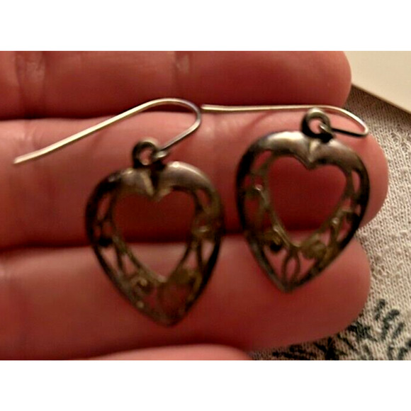 Sterling Silver 925 Cut Out Heart Vintage Dangle Earrings - Picture 8 of 9